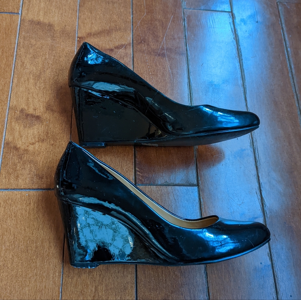J. Crew Factory Patent Wedges 8 (Black)